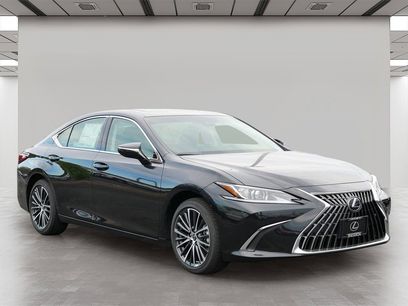 New 2025 Lexus ES 350 w/ Premium Package