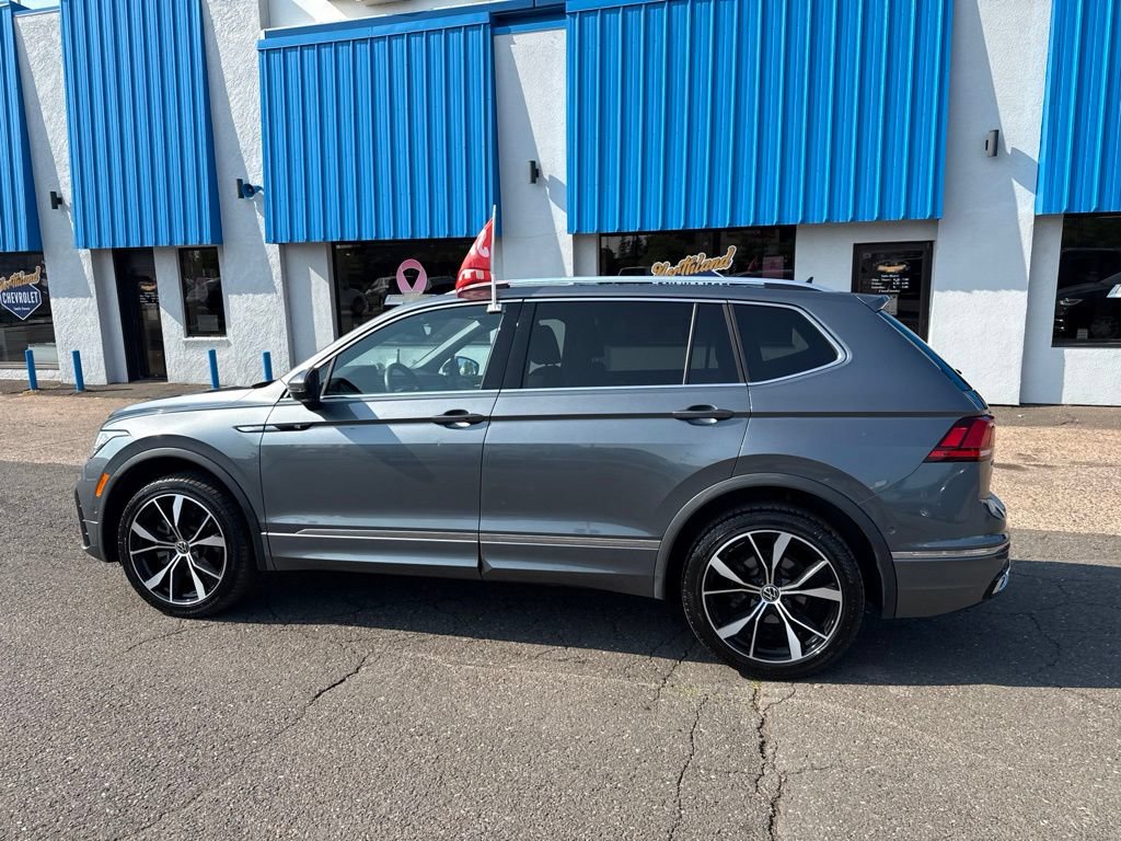 Used 2022 Volkswagen Tiguan SEL R-Line AWD/4WD image 18