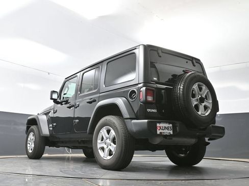 Used 2020 Jeep Wrangler Unlimited Sport S AWD/4WD image 55