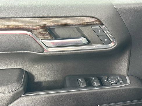 Used 2023 GMC Sierra 1500 Elevation image 24