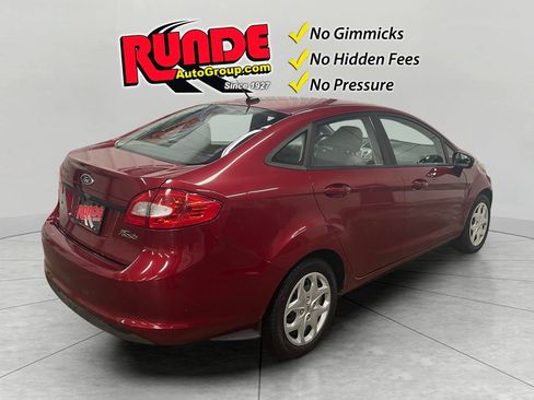 Used 2013 Ford Fiesta SE w/ Interior Protection Pkg image 6