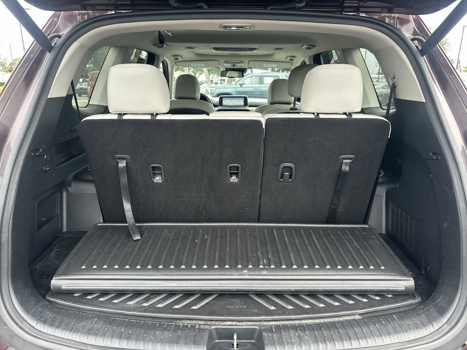 Used 2022 Kia Telluride EX w/ EX Premium Package AWD/4WD image 33