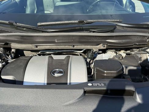 Used 2021 Lexus RX 350L Premium image 29