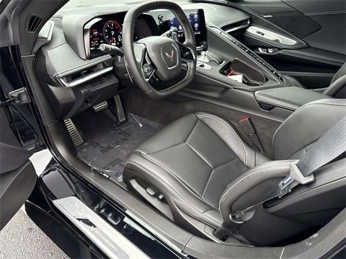 Used 2020 Chevrolet Corvette Stingray Coupe w/ Z51 Performance Package image 9