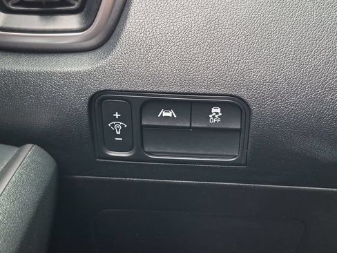 Used 2021 Kia Sorento S FWD image 18