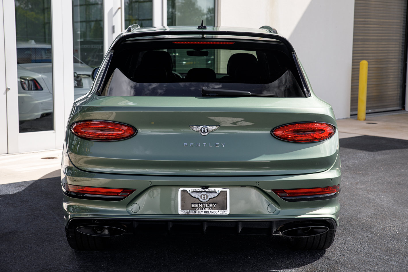 Used 2023 Bentley Bentayga Speed AWD/4WD image 17