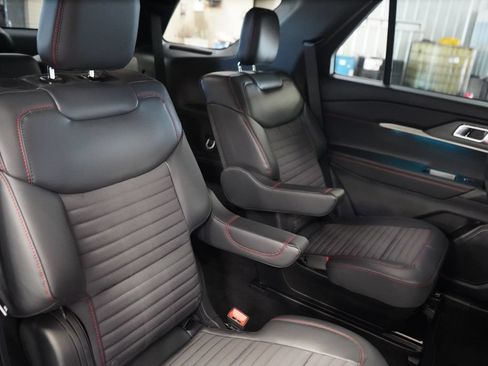 New 2026 Ford Explorer ST-Line w/ ST-Line Street Pack AWD/4WD image 26