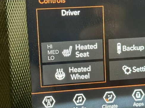 Used 2023 Jeep Wrangler Unlimited w/ Cold Weather Group AWD/4WD image 16
