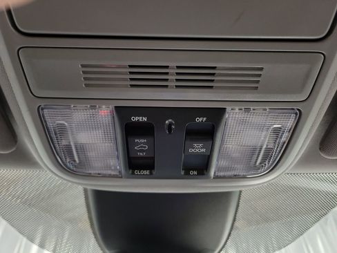 Used 2023 Honda Odyssey EX-L image 20