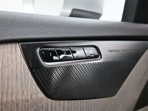 Used 2023 Volvo XC90 B6 Plus w/ Protection Package image 29