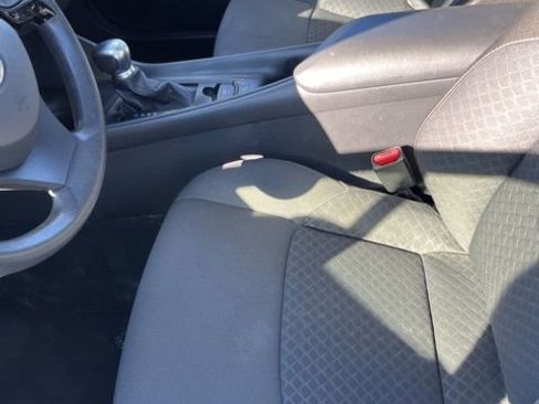 Used 2021 Toyota C-HR LE image 12