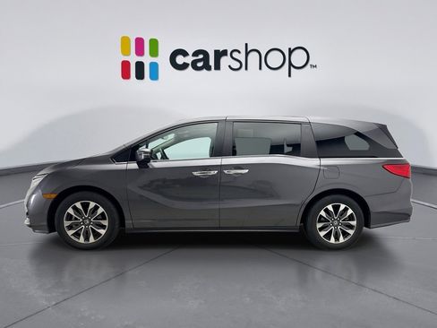 Used 2024 Honda Odyssey EX-L image 2