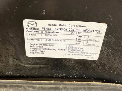 Used 2019 MAZDA MAZDA3 Preferred image 18
