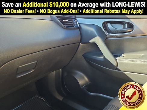 Used 2021 Nissan Rogue Sport S image 29