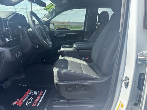 Used 2024 Chevrolet Silverado 1500 RST image 12