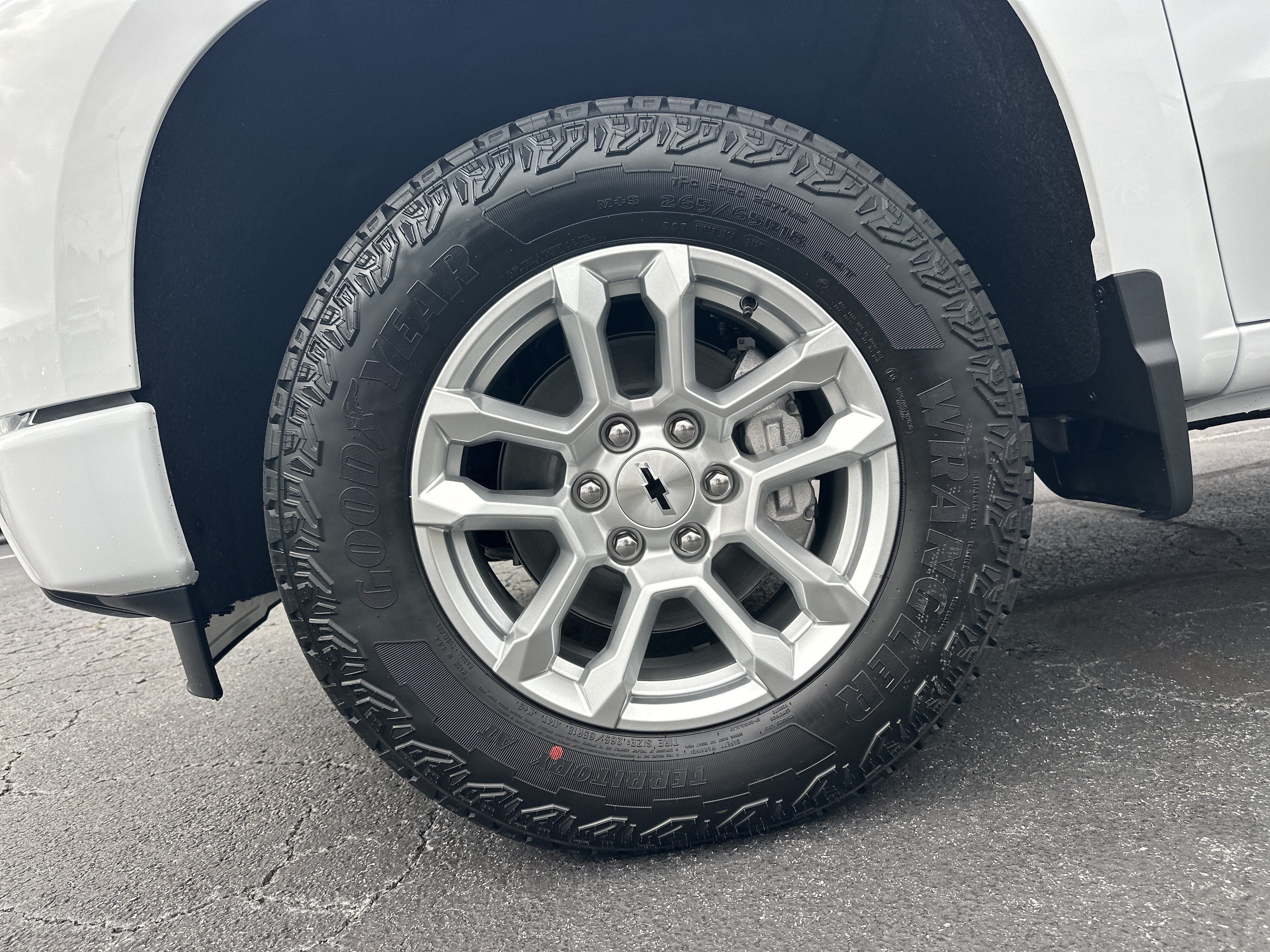 New 2026 Chevrolet Silverado 1500 RST AWD/4WD image 13