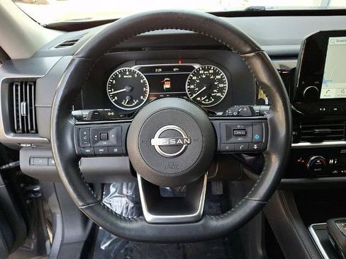 Certified 2023 Nissan Pathfinder SL AWD/4WD image 21