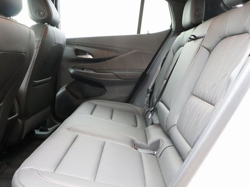 Used 2025 Buick Envista Avenir image 19