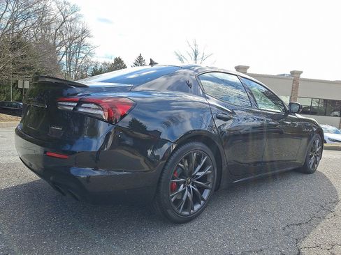 Used 2022 Maserati Ghibli Modena Q4 AWD/4WD image 4