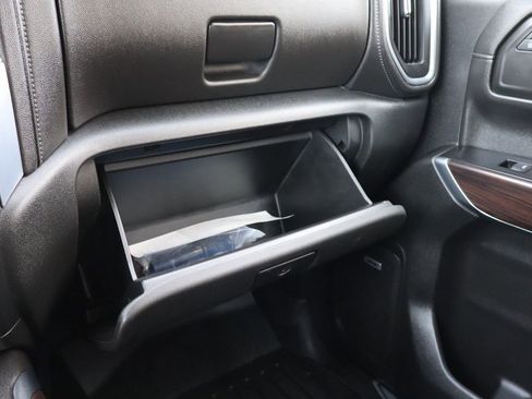 Used 2019 GMC Sierra 1500 SLT w/ SLT Premium Package image 39