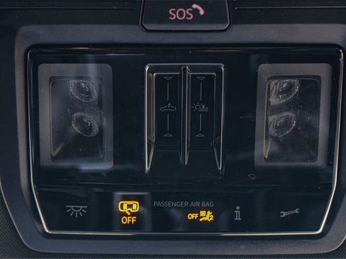 New 2024 Volkswagen Atlas Cross Sport SEL R-Line image 27