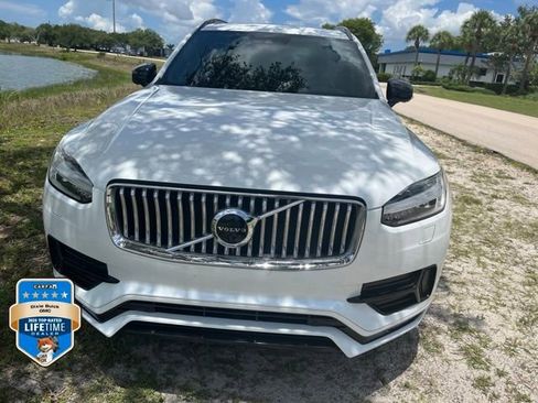 Used 2017 Volvo XC90 T5 R-Design w/ Vision Package AWD/4WD image 2