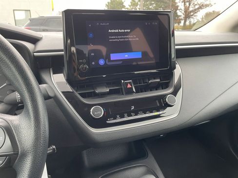 Used 2025 Toyota Corolla LE image 18