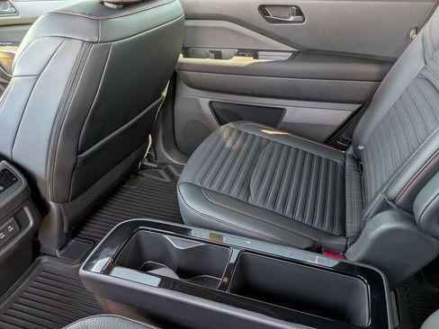 New 2026 Nissan Pathfinder Rock Creek w/ Rock Creek Premium Package AWD/4WD image 9