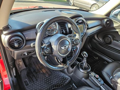Used 2017 MINI Cooper 2-Door Hardtop FWD image 26
