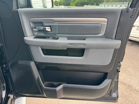 Used 2017 RAM 1500 Big Horn AWD/4WD image 26