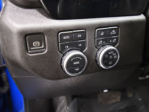Used 2024 GMC Sierra 1500 Elevation w/ Elevation Premium Package AWD/4WD image 19