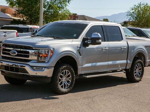 Used 2022 Ford F150 Lariat w/ Trailer Tow Package AWD/4WD image 9