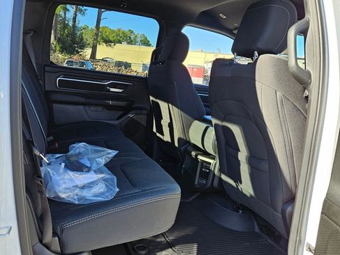 New 2026 RAM 1500 Big Horn AWD/4WD image 14