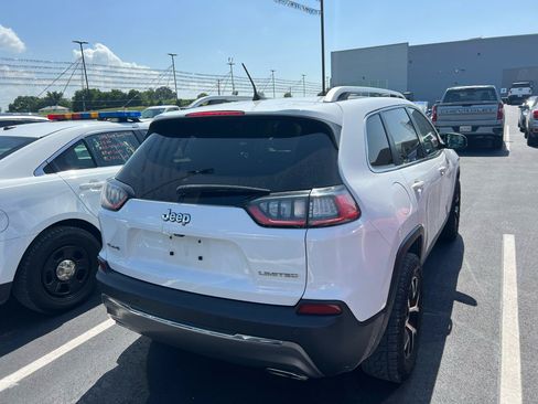 Used 2019 Jeep Cherokee Limited AWD/4WD image 3