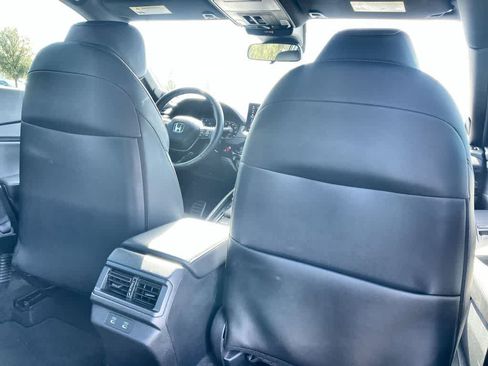 Used 2025 Honda Accord Sport image 13