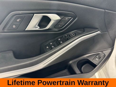 Used 2024 BMW 330i Sedan image 10