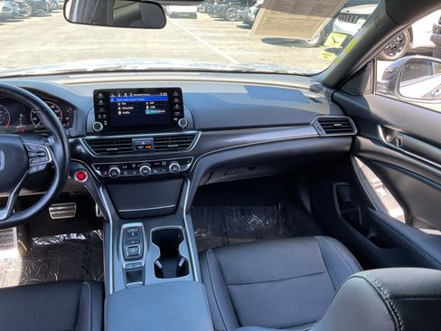 Used 2021 Honda Accord Sport image 16
