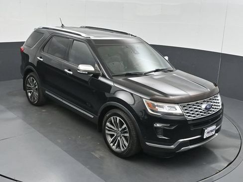 Used 2018 Ford Explorer Platinum AWD/4WD image 45