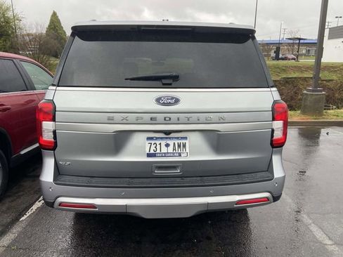 Used 2024 Ford Expedition XLT image 3