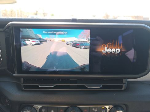 New 2026 Jeep Gladiator Sport AWD/4WD image 26