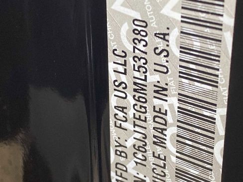 Certified 2021 Jeep Gladiator Mojave w/ LED Lighting Group image 29