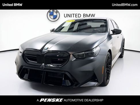 Used 2025 BMW M5 w/ Carbon Package image 1