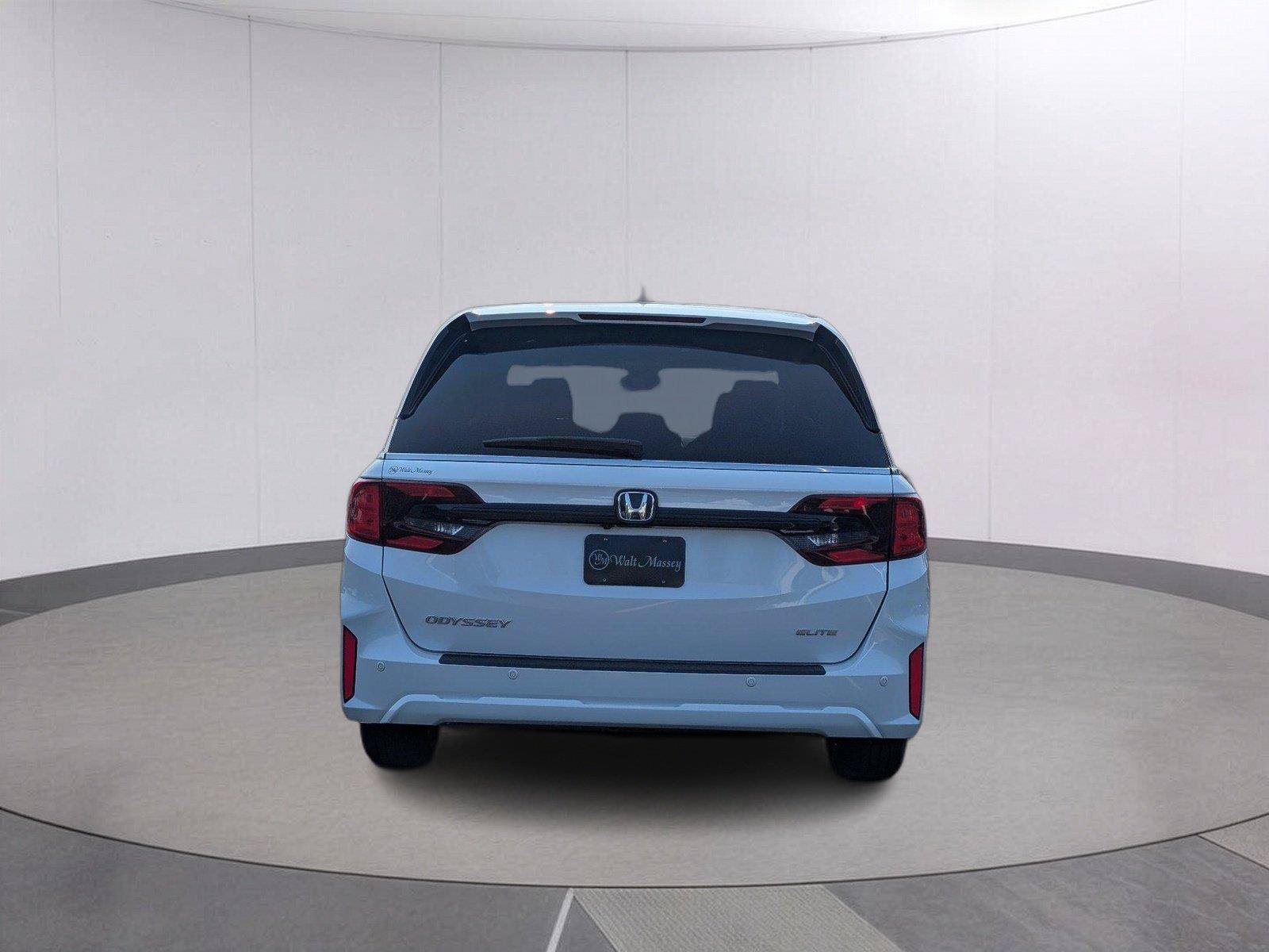 Used 2025 Honda Odyssey Elite image 3