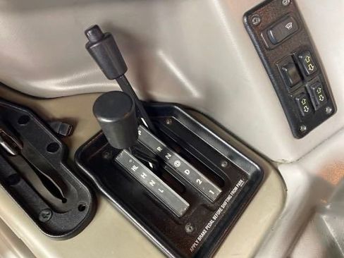 Used 2003 HUMMER H1 4-Door Open Top image 23