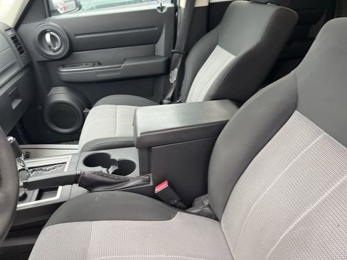 Used 2009 Dodge Nitro SE image 22