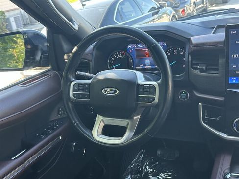 Used 2024 Ford Expedition Max Limited AWD/4WD image 4