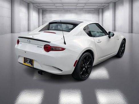 Used 2021 MAZDA MX-5 Miata RF Club RWD image 5
