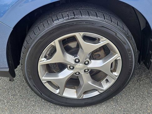 Used 2016 Subaru Forester 2.5i Touring w/ Eyesight & Navigation System AWD/4WD image 6