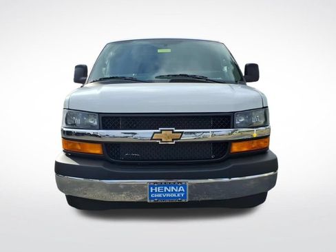 New 2026 Chevrolet Express 2500 w/ Driver Convenience Package RWD image 9