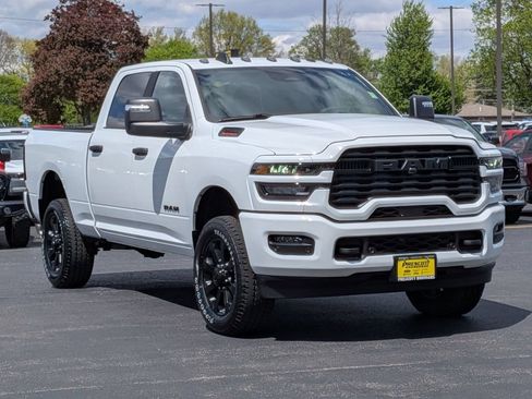 Used 2026 RAM 2500 Big Horn AWD/4WD image 1